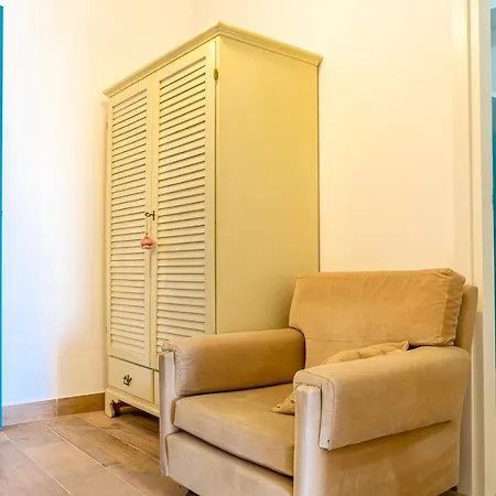 Brezza Di Mare גיארדיני נאקסוס